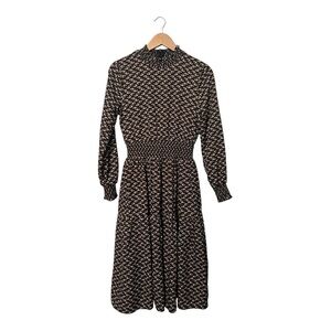 Donna Bella Midi Dress Women's Size Small Modest Long Sleeves Smocked Floral